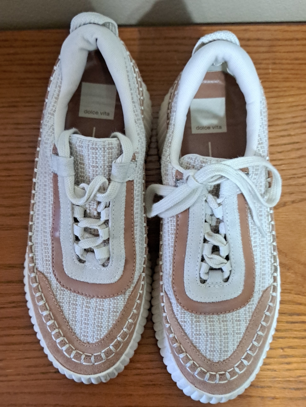 Dolce Vita Beige and White Tweed Lace-Up Casual Sneakers